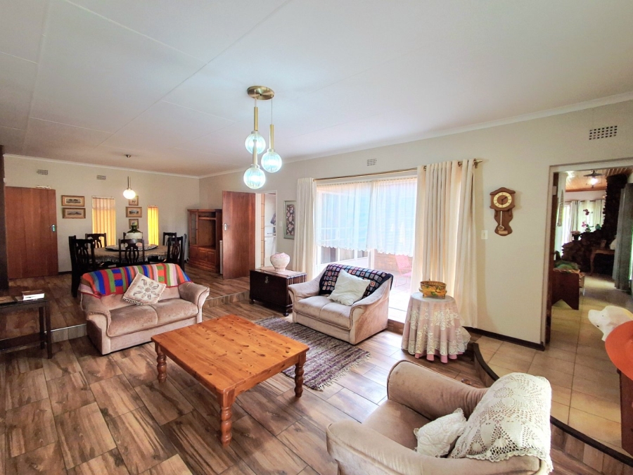 4 Bedroom Property for Sale in Vaalpark Free State